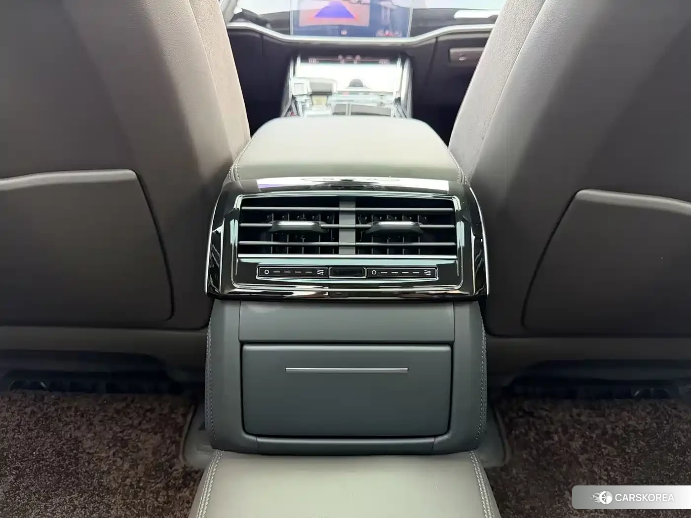 Audi A8 id 4548045 из Китая 9