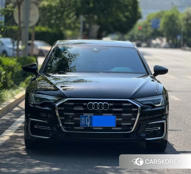 Audi A6L id 4301833 из Китая 9