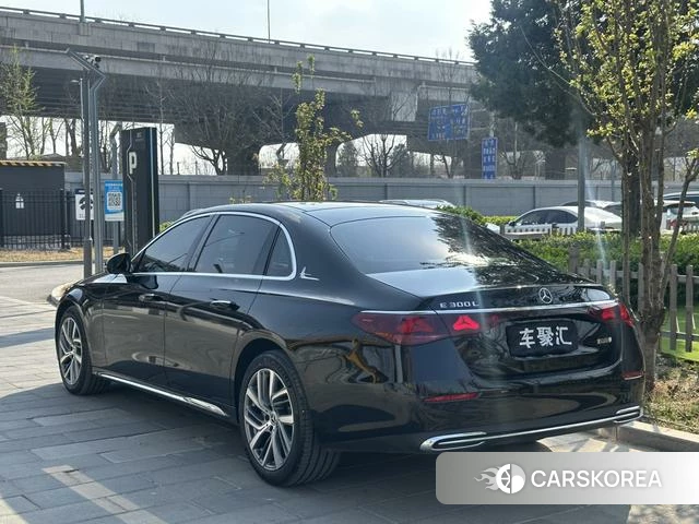 Mercedes-Benz E-class id 3913664 из Китая 9