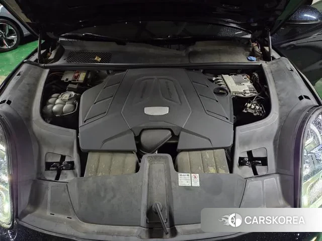 Porsche Cayenne (PO536) id 3522933 из Кореи 9