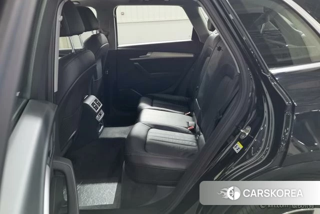 Audi Q5L id 4273207 из Китая 9