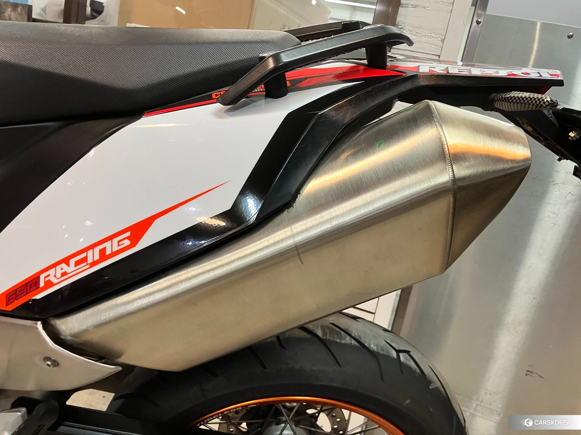 KTM 690 SMC R id 4320493 из Японии 9