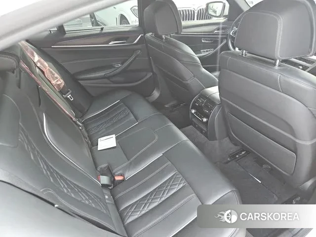 BMW 5 Series (G30) id 2997490 из Кореи 9