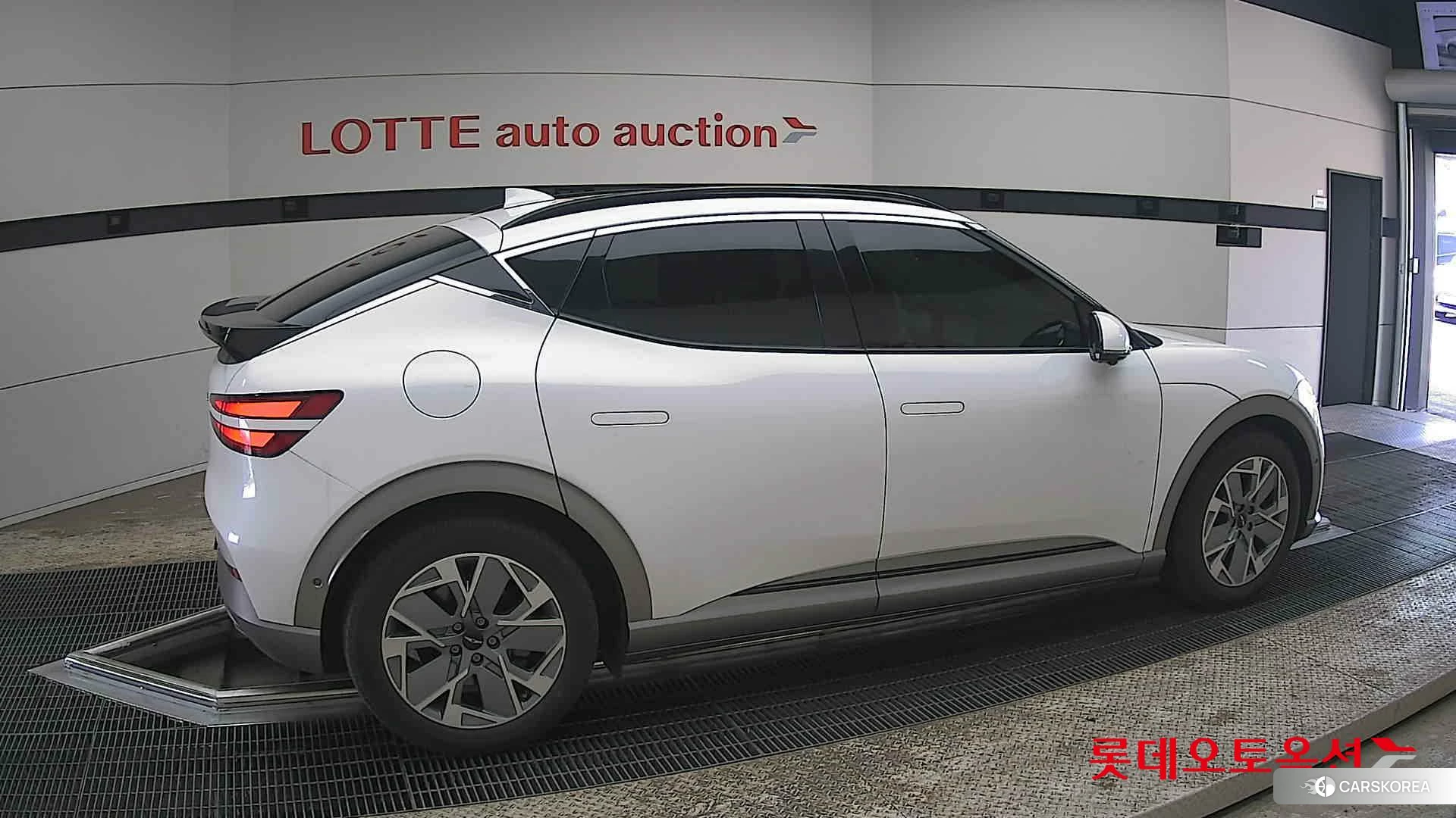 Hyundai GV60 id 3882059 из Кореи 9