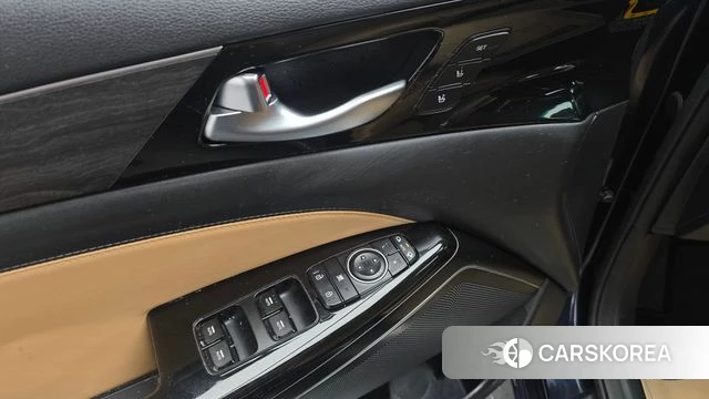 Kia K7 Premier Hybrid id 3820438 из Кореи 9