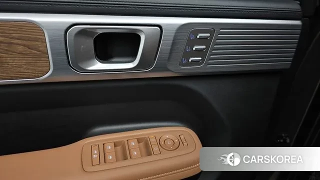 Hyundai Santa Fe (MX5) id 3689436 из Кореи 9