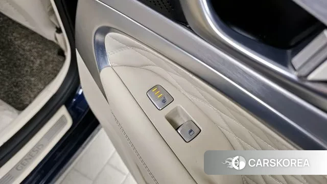 Genesis G70 id 3568760 из Кореи 9