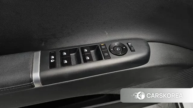 Hyundai Grandeur (GN7) id 3606299 из Кореи 9