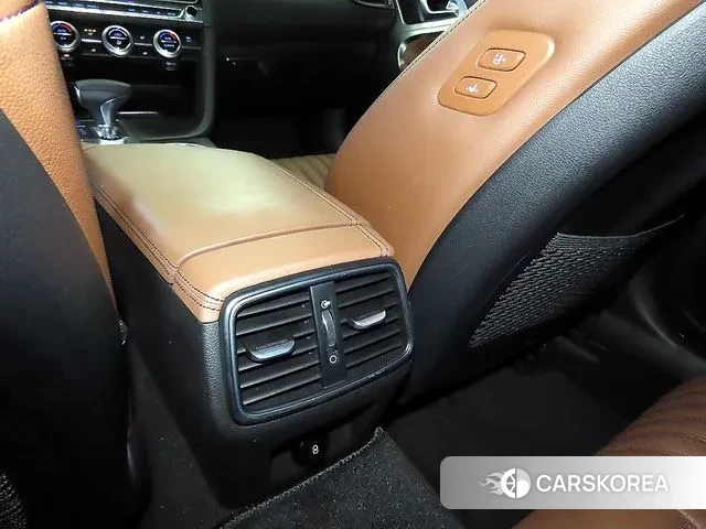 Genesis G70 id 3552685 из Кореи 9