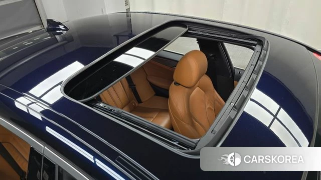 BMW 5 Series (G30) id 4295179 из Кореи 9