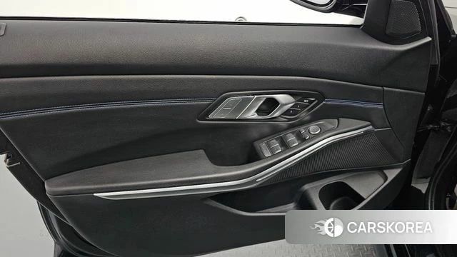 BMW 3 Series (G20) id 3872214 из Кореи 9