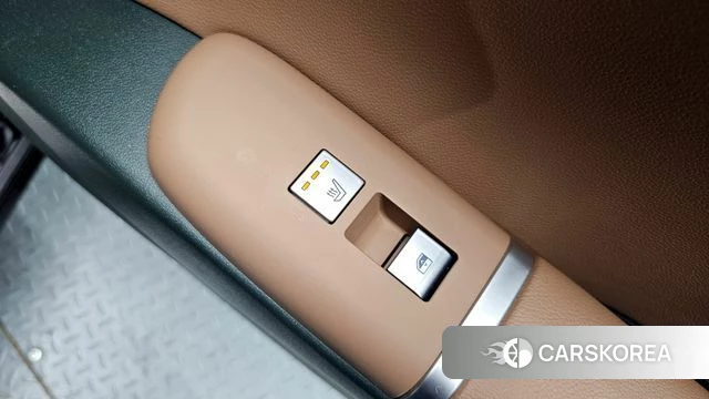 Hyundai Grandeur (GN7) id 3953312 из Кореи 9