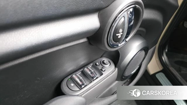 Mini Cooper id 4657799 из Кореи 9