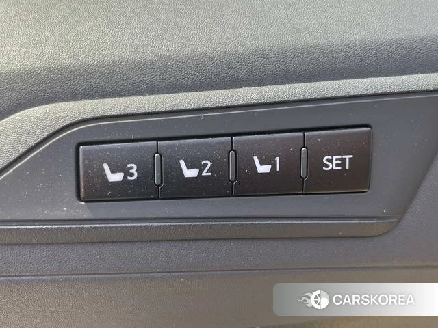 Toyota Elfa id 4291379 из Китая 9