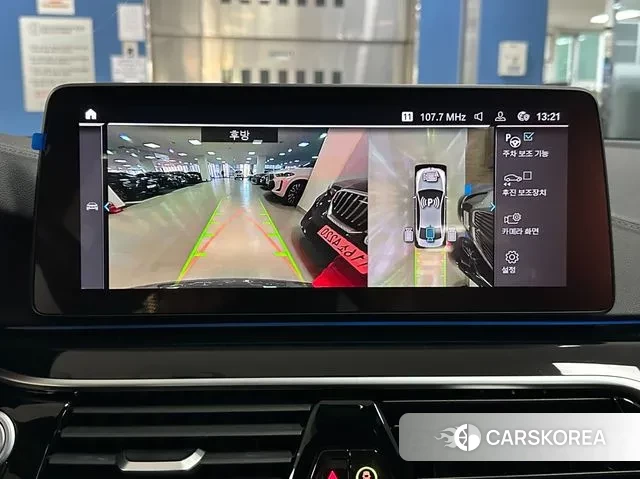 BMW 5 Series (G30) id 3438167 из Кореи 9