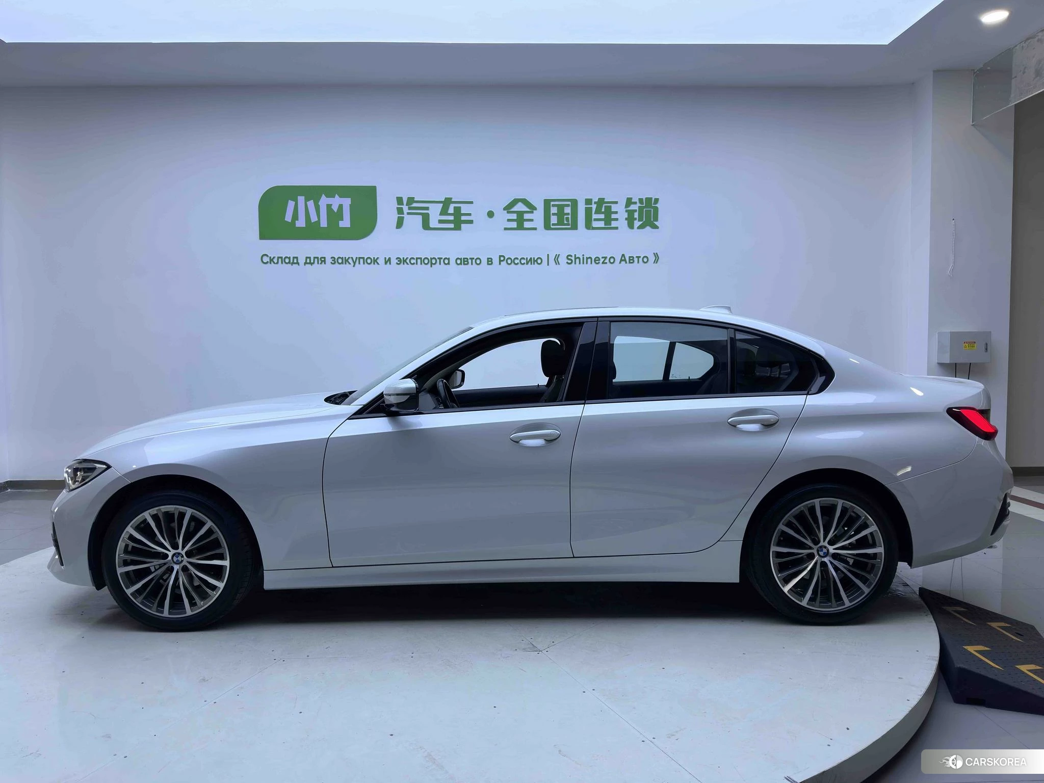 BMW 3 series id 4461624 из Китая 9
