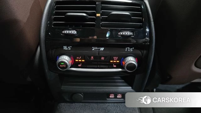 BMW 5 Series (G30) id 4854690 из Кореи 9