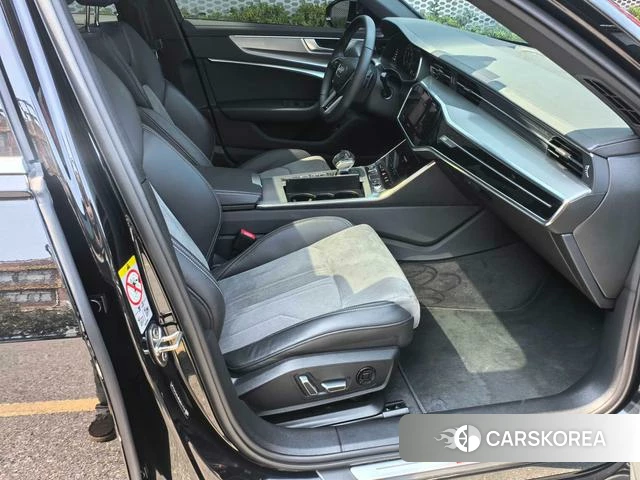 Audi A6L id 3856102 из Китая 9