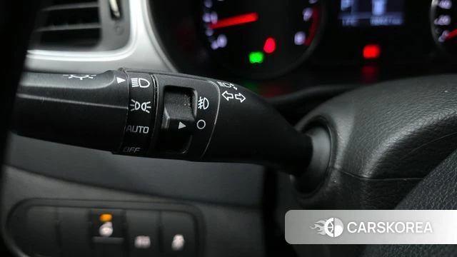 Kia The New Carens id 3880067 из Кореи 9