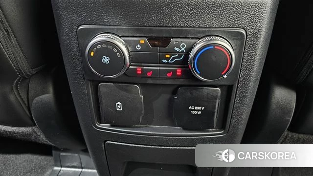 Ford Explorer 6th Generation id 4555502 из Кореи 9