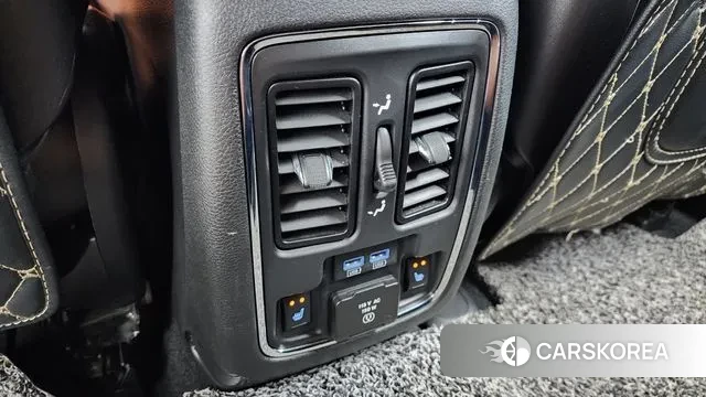 Jeep Grand Cherokee id 3702493 из Кореи 9