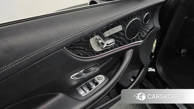 Mercedes-Benz E-Class W213 id 3095733 из Кореи 9