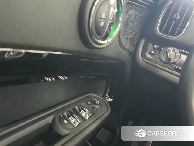 Mini Cooper Countryman id 3059027 из Кореи 9