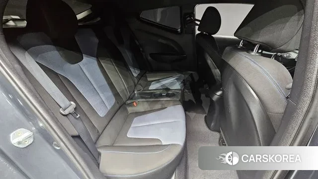 Hyundai Veloster (JS) id 3631361 из Кореи 9