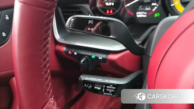 Porsche 911(992) id 4243500 из Кореи 9