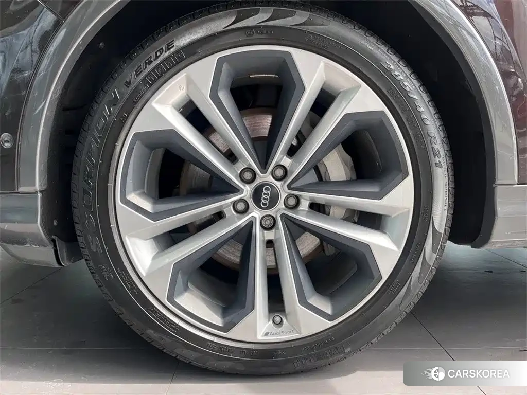 Audi Q7 id 4539073 из Китая 9