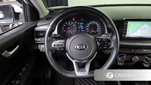 Kia Stonic id 3029252 из Кореи 9
