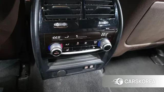 BMW 5 Series (G30) id 3672223 из Кореи 9