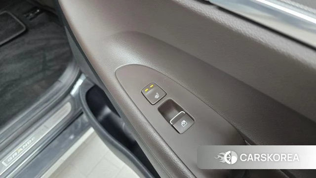 Hyundai The New Grandeur IG id 4446873 из Кореи 9