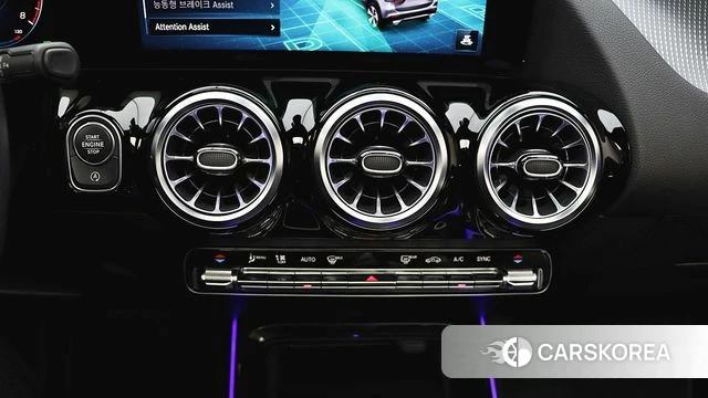 Mercedes-Benz GLA - Class H247 id 4231829 из Кореи 9