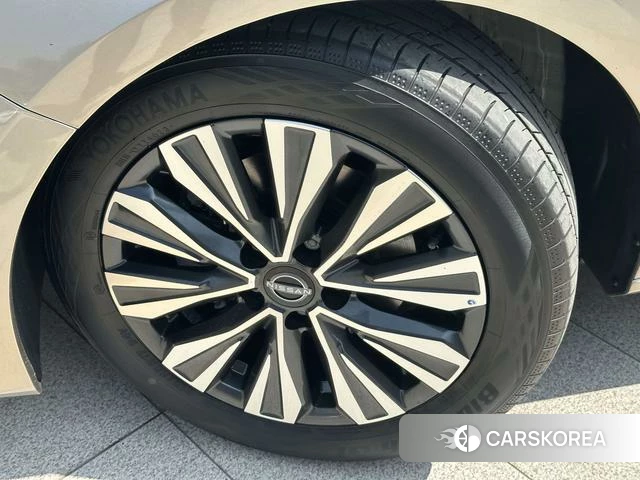 Nissan Teana id 4227338 из Китая 9