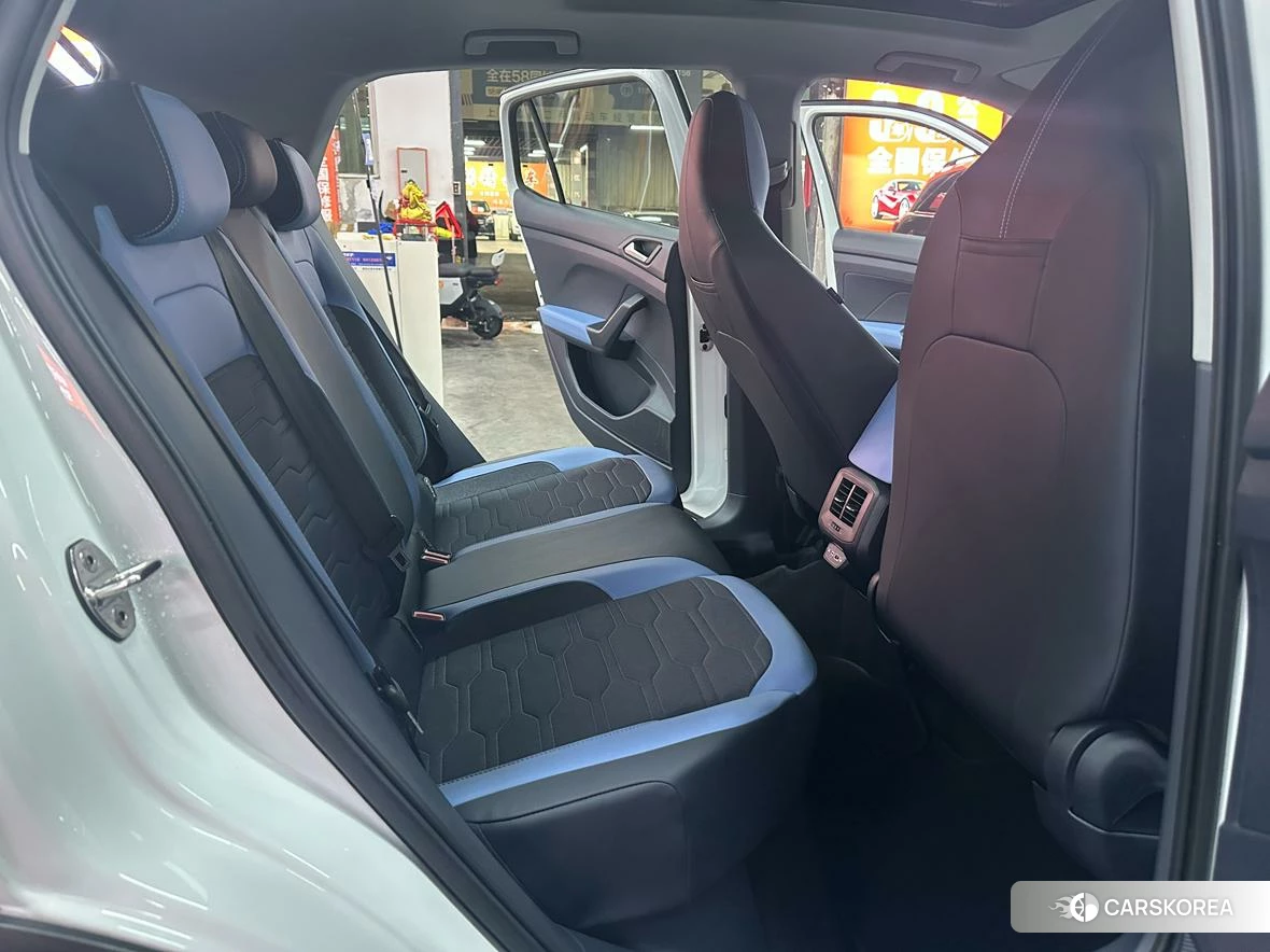 Volkswagen Tuyue id 4407173 из Китая 9