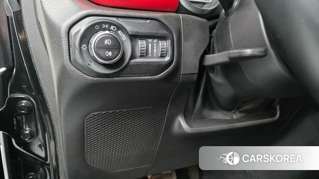 Jeep Wrangler (JL) id 3851311 из Кореи 9