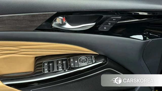 Kia K7 Premier Hybrid id 3828802 из Кореи 9