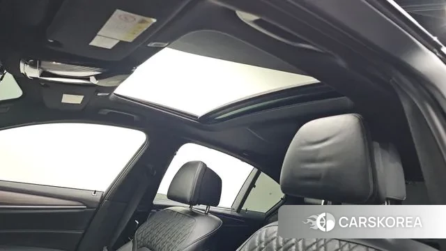 BMW 5 Series (G30) id 3647368 из Кореи 9