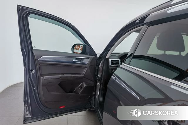 Volkswagen Tourang id 4333437 из Китая 9