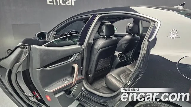 Maserati Ghibli id 2870499 из Кореи 9