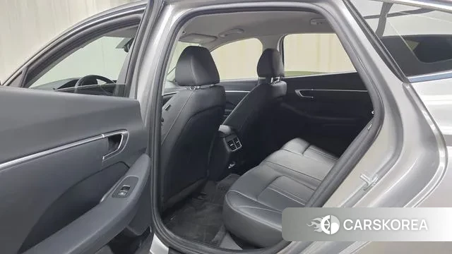 Hyundai Sonata (DN8) id 3598329 из Кореи 9