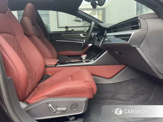 Audi A7L id 4261794 из Китая 9