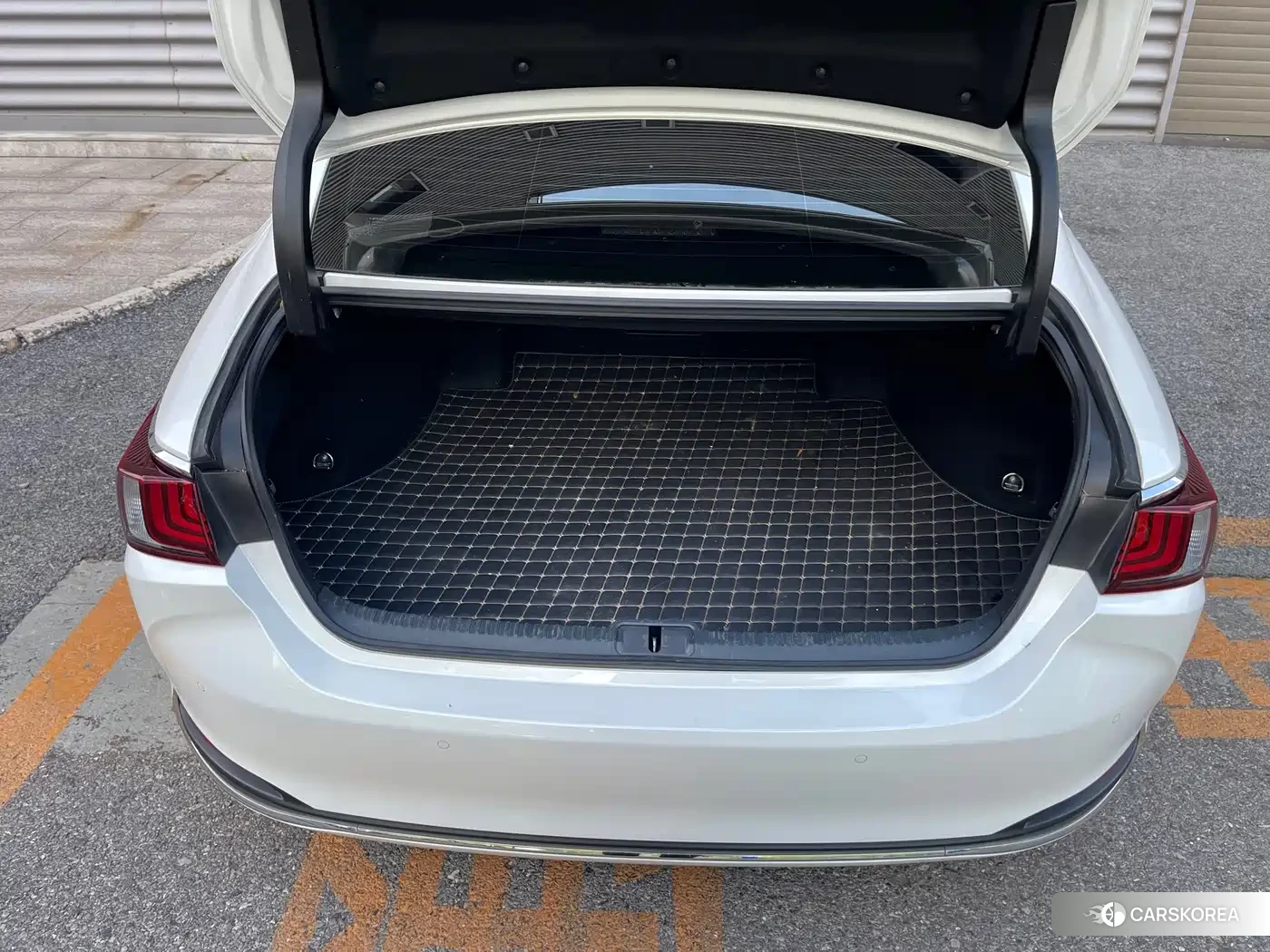 Lexus ES id 4679568 из Китая 9