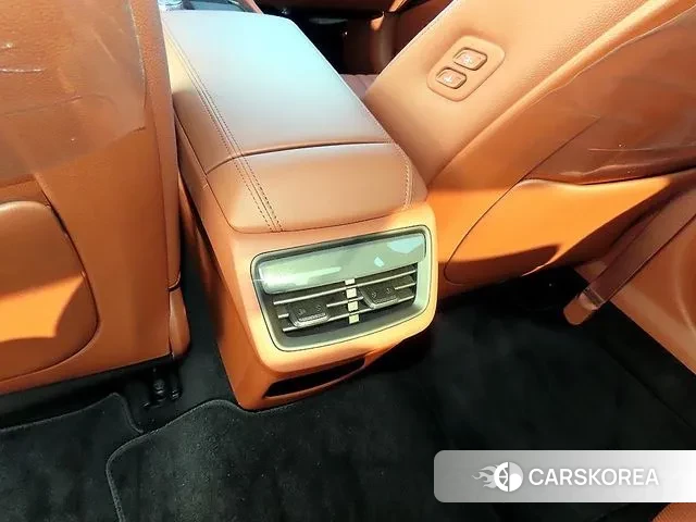 Kia The New K8 Hybrid id 3359460 из Кореи 9