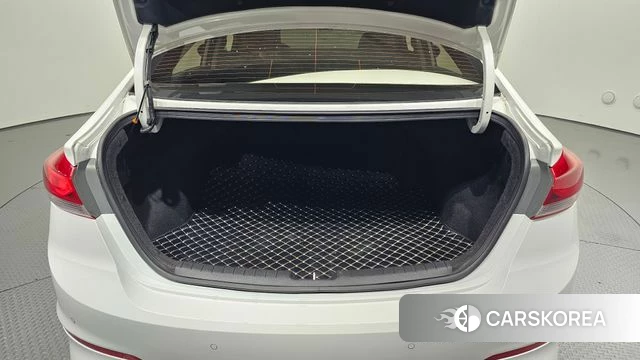 Hyundai Avante AD id 4732943 из Кореи 9