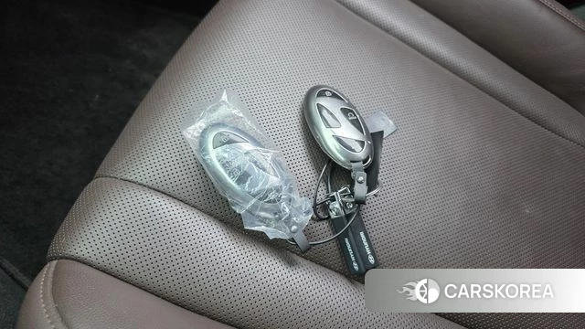 Hyundai Grandeur Hybrid (GN7) id 4281249 из Кореи 9