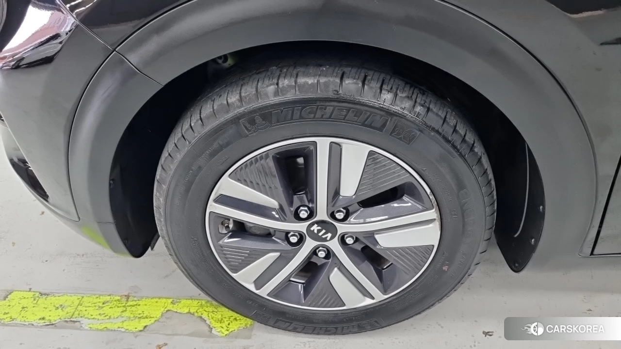 Kia The New Niro id 4923201 из Кореи 9