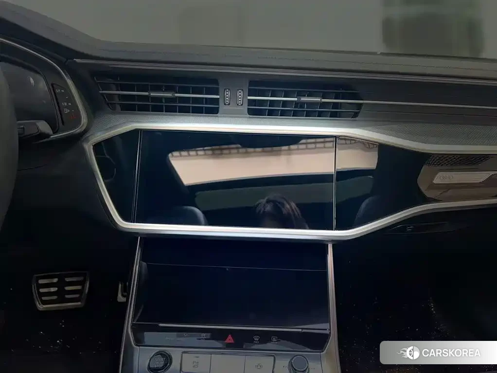 Audi A6L id 4577413 из Китая 10