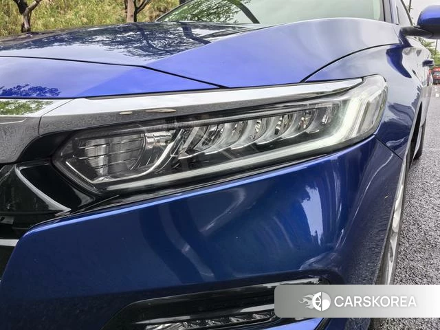Honda Accord id 4220979 из Китая 9
